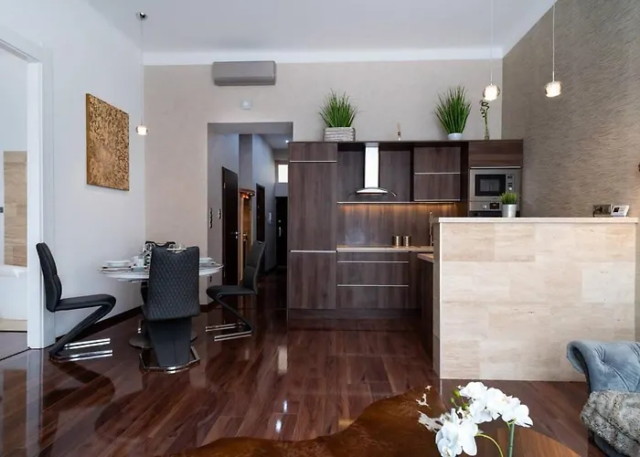 Luxy Design * Budapest