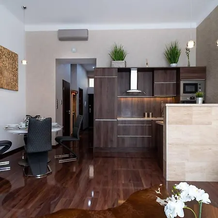 Luxy Design * Budapest