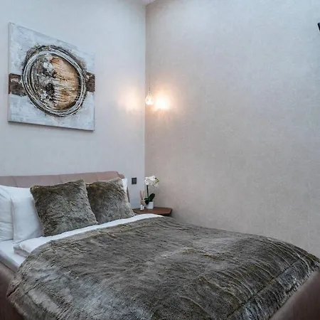 Luxy Design Apartment